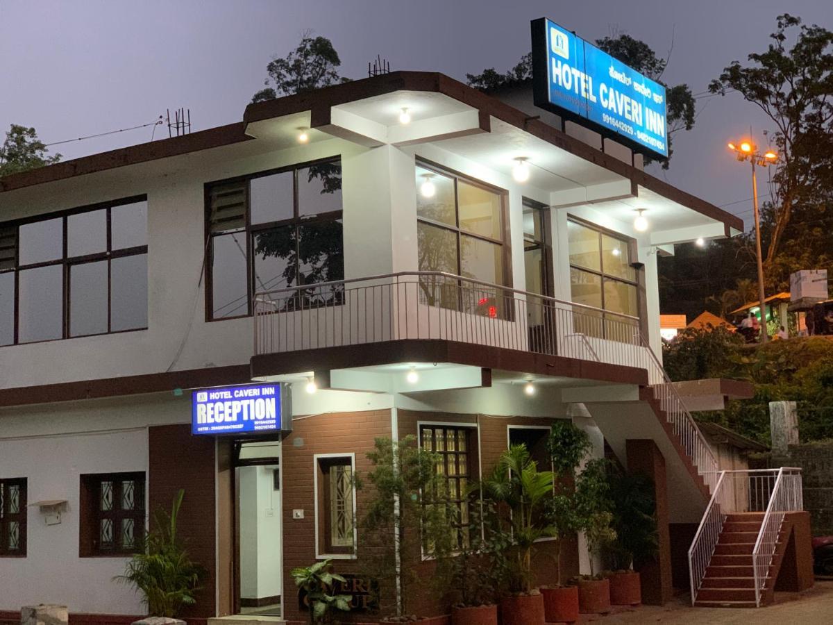 Hotel Caveri Inn Madikeri Kültér fotó