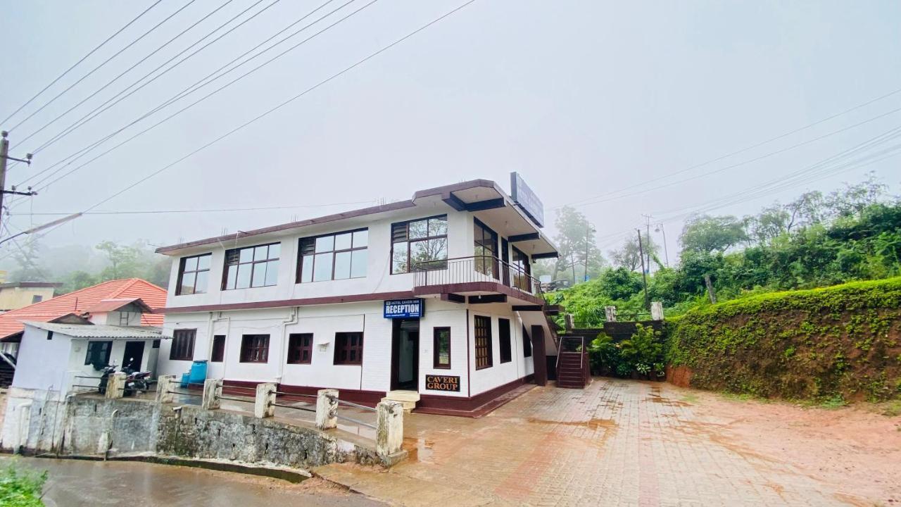 Hotel Caveri Inn Madikeri Kültér fotó